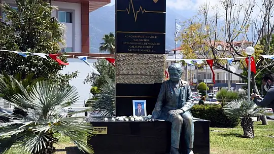 Sağlık çalışanlarına Saygı Anıtı 