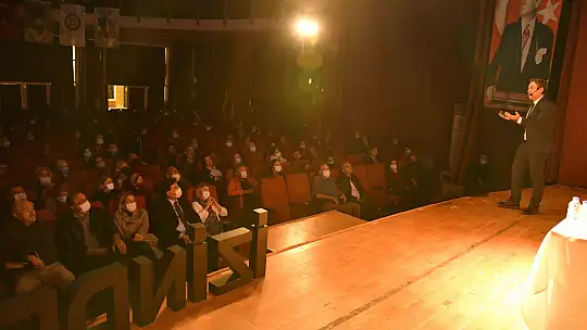 Sinan Meydan'dan Atatürk Söyleşisi