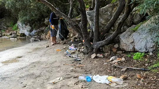 Temizlik Seferberliği Cennet Koyu'nda Devam Etti