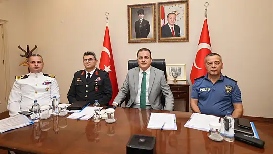 Vali Akbıyık, videokonferans toplantısına katıldı
