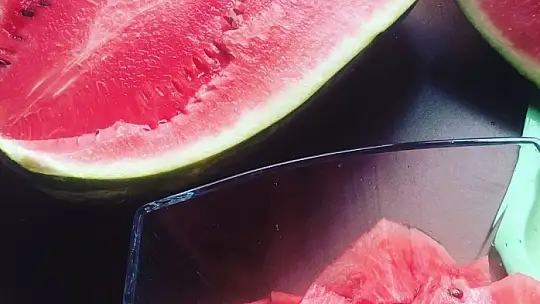Bölgenin En Erkenci Karpuzu Fethiye'de Üretildi