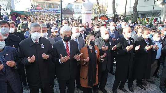 Ula belediye başkanı toprağa verildi