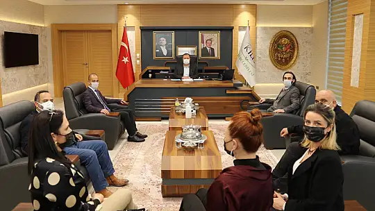 Demir, 'İGF projeleri ile internet yasasına zemin hazırlıyoruz'