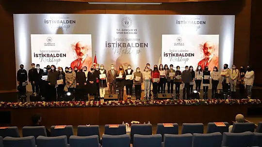 İstiklal Şairimize İstikbalden Mektup Yarışması'nda Türkiye üçüncüsü oldu