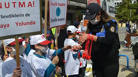 Fethiye'de yaya geçitlerine kırmızı çizgi uygulaması