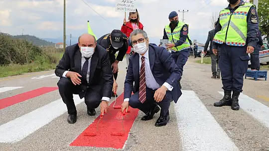 Seydikemer de 'yayalar kırmızı çizgimiz' dedi