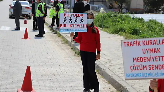 Seydikemer de 'yayalar kırmızı çizgimiz' dedi