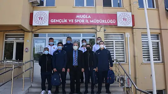 İlman'ı ziyaret ederek desteklerinden dolayı teşekkür ettiler