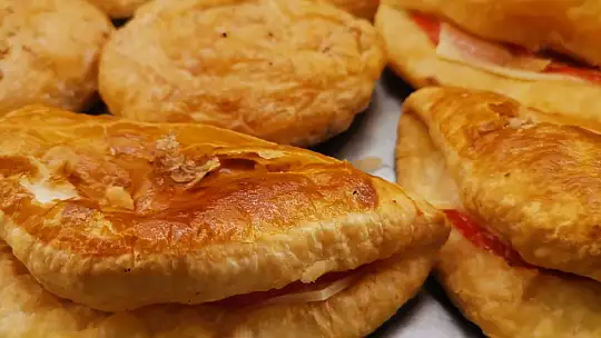 Tatlıköy Durağı 2. şubesiyle hizmet vermeye devam ediyor