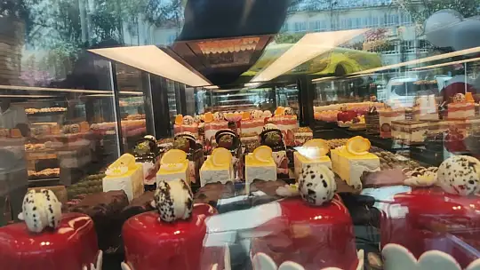 Tatlıköy Durağı 2. şubesiyle hizmet vermeye devam ediyor