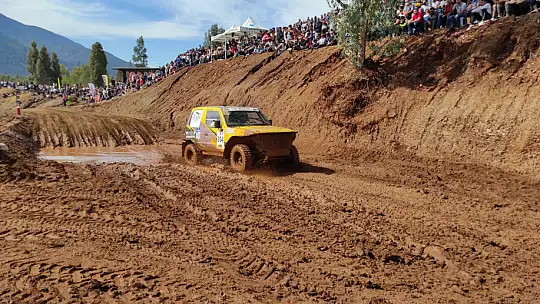 Türkiye Akdeniz Offroad Kupası 1. ayak Fethiye yarışı nefesleri kesiyor
