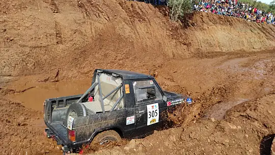 Türkiye Akdeniz Offroad Kupası 1. ayak Fethiye yarışı nefesleri kesiyor