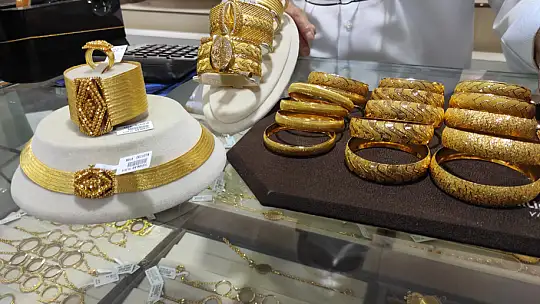 1 Dolar 10 TL, gram altın 600 TL