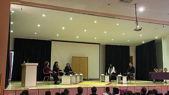 'Kadın Ve Girişimcilik' Üzerine Konuşuldu