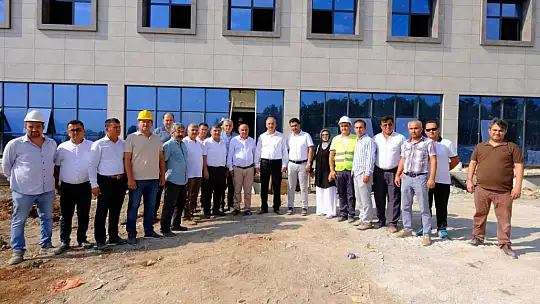 Ak Parti İl Başkanı Mete, Seydikemer'de Vatandaşların Taleplerini Dinledi