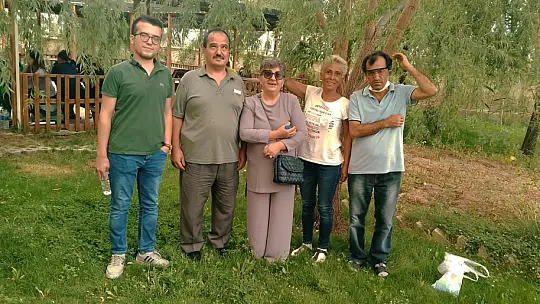 ZİRVEYİ ZORLUYORLAR