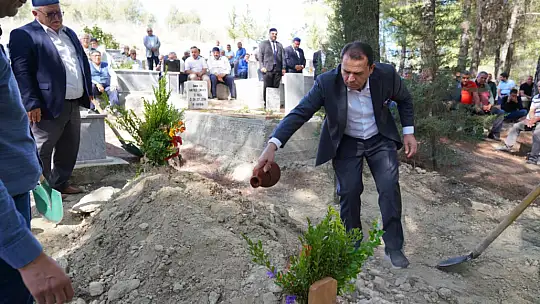 BAŞKAN OTGÖZ, MUHSİN ERYILMAZ'I ACI GÜNÜNDE YALNIZ BIRAKMADI