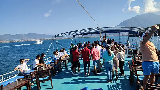 ÖĞRENCİLER PAZAR KAHVALTISINDA BULUŞTU