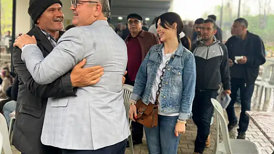 Demir, ziyaretlerine devam ediyor