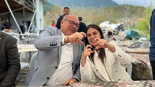 Demir, ziyaretlerine devam ediyor