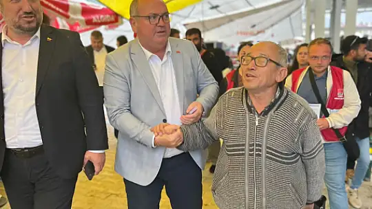 Demir, ziyaretlerine devam ediyor