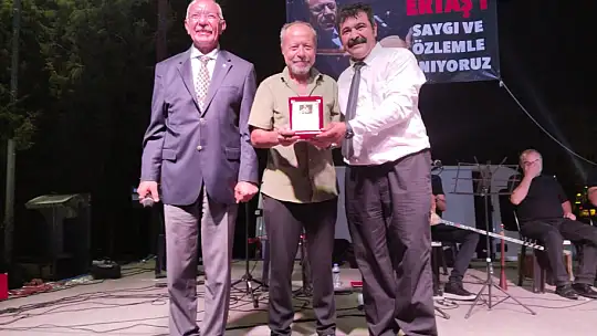 Milas Atapark, Neşet Ertaş Türküleriyle Çınladı