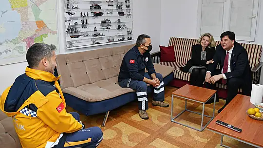 Karaca'dan yılbaşında anlamlı ziyaretler