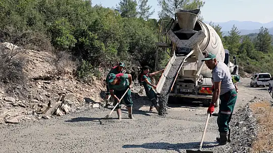 Yol Çalışmaları Kafaca'da Devam Ediyor