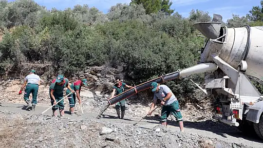 Yol Çalışmaları Kafaca'da Devam Ediyor