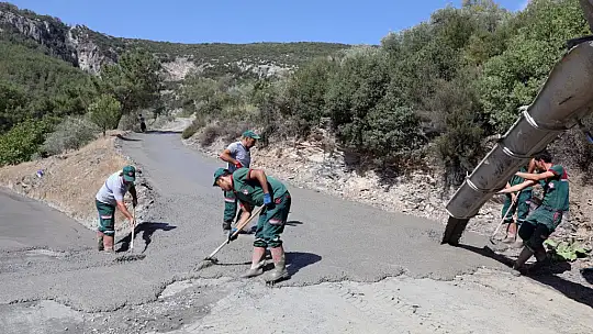 Yol Çalışmaları Kafaca'da Devam Ediyor