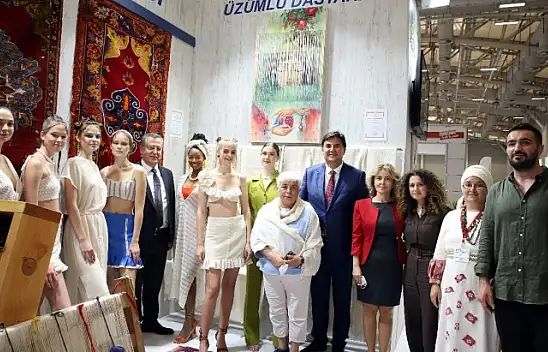 2. Craft İstanbul El Sanatları Fuarı'na Üzümlü Dastarı defilesi damga vurdu