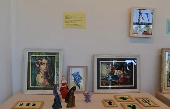 ANNELER GÜNÜ'NE ÖZEL KARMA SERGİ