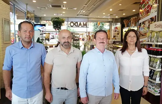 Başkan Öztürk basın emekçileri ile kahvaltıda bir araya geldi