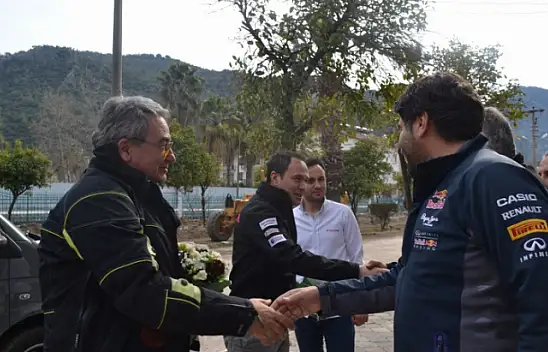 BEŞ SENE SONRA GELEN ZİYARET