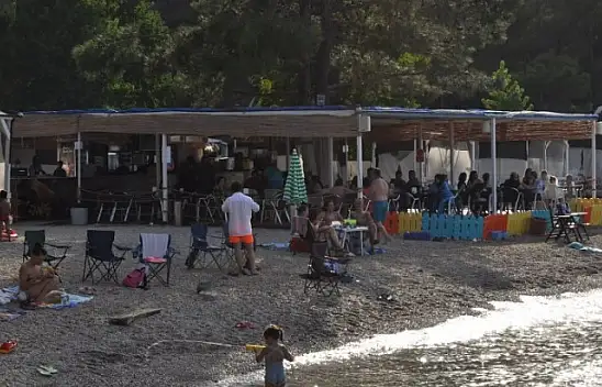 Büyük Samanlık plajında eylül yoğunluğu