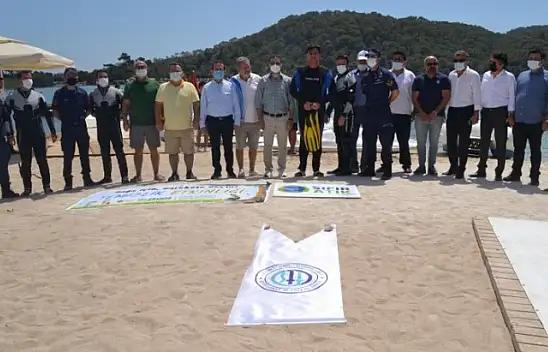 Dalgıç Başkandan denizdibi temizliği