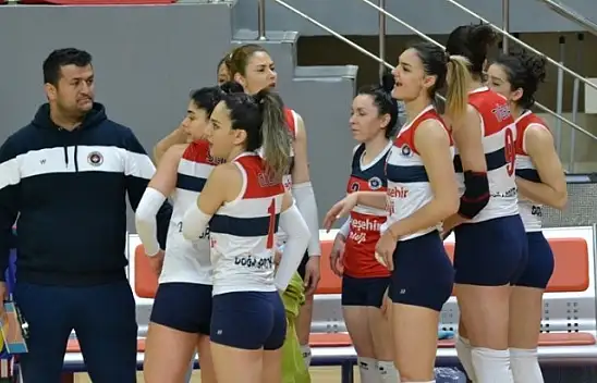 Fethiye'nin Sultanları playoff yolunda 3-0