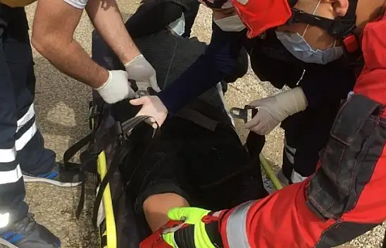 Kanala düşen çocuğu itfaiye kurtardı