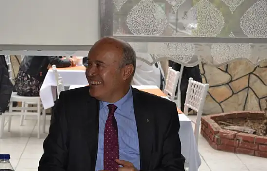 Kaymakam vekili basın ile bir arada