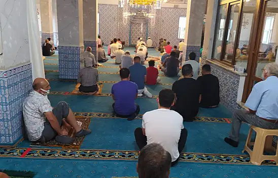 Kurban Bayramı, Bayram Namazı İle Başladı