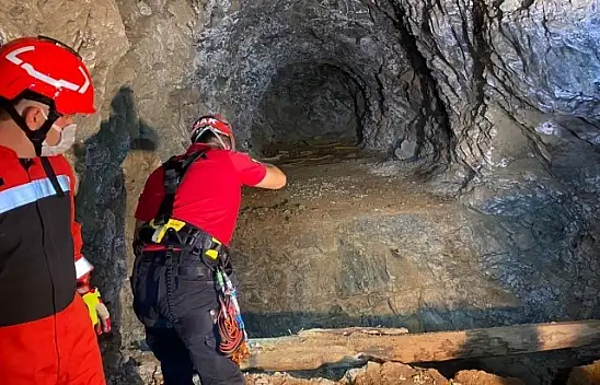 Maden Ocağında 40 metrelik Tünele Düşen Genç Filmleri Aratmayan Bir Operasyonla Kurtarıldı