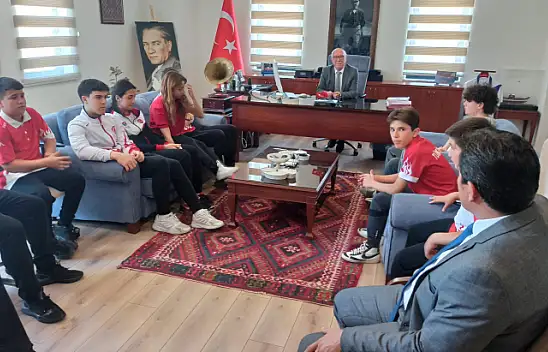 MİLLİ SPORCULARDAN ZİYARETLER