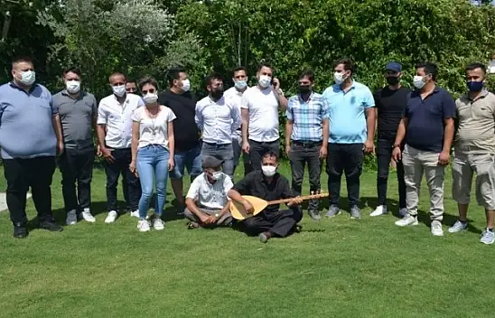 Müzisyenler işlerini geri istiyor