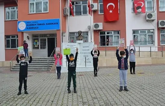 Okullarda bayram sevinci yaşanıyor