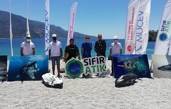 Ölüdeniz'in dibi tertemiz