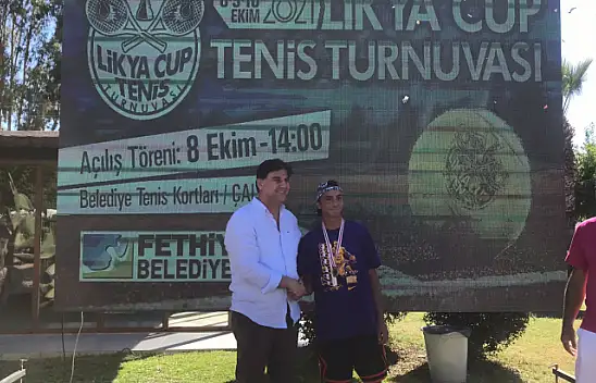 Tenis Turnuvası ödül töreni ile sona erdi