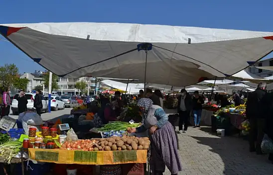 PAZAR ESNAFI DERTLİ