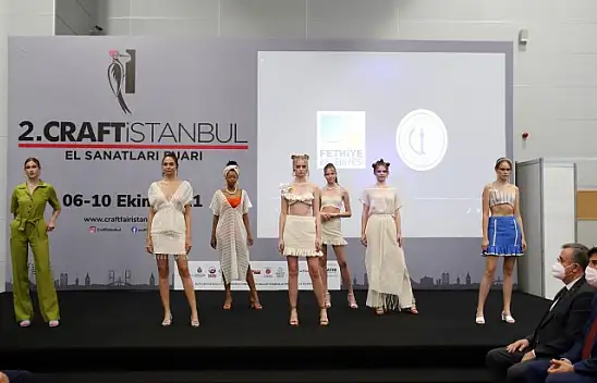2. Craft İstanbul El Sanatları Fuarı'na Üzümlü Dastarı defilesi damga vurdu