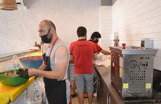 Ada Kasap'ta bayram yoğunluğu