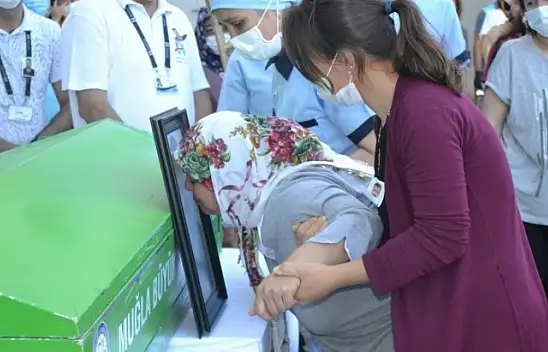 Ambulans sürücüsü yaşam mücadelesini kaybetti